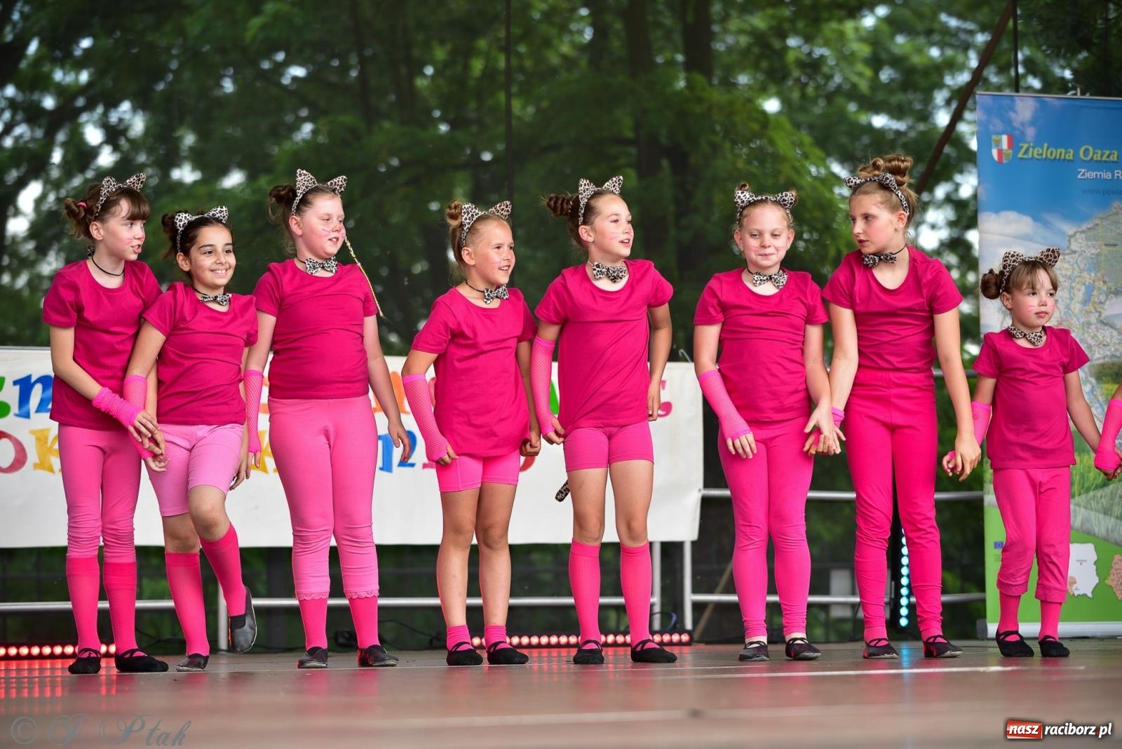 Zdjęcie w galerii na portalu naszraciborz.pl: Taneczne podsumowanie roku szkolnego na zamku w Raciborzu [FOTO i WIDEO] wiadomości z regionu