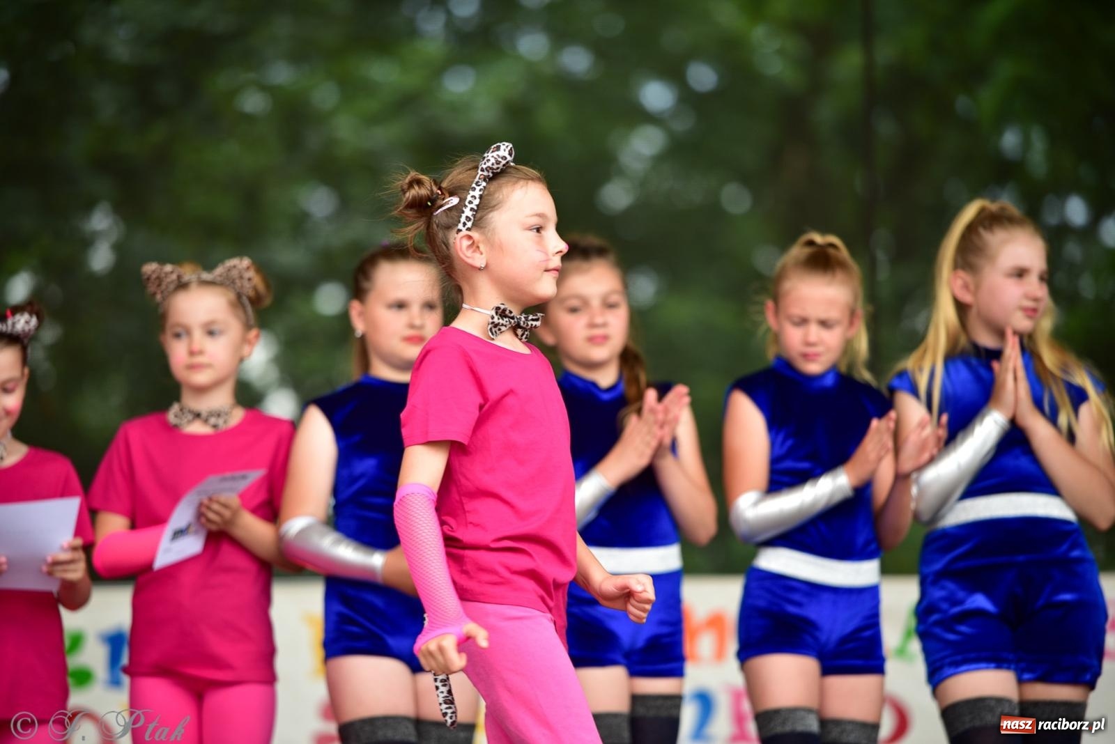 Zdjęcie w galerii na portalu naszraciborz.pl: Taneczne podsumowanie roku szkolnego na zamku w Raciborzu [FOTO i WIDEO] wiadomości z regionu