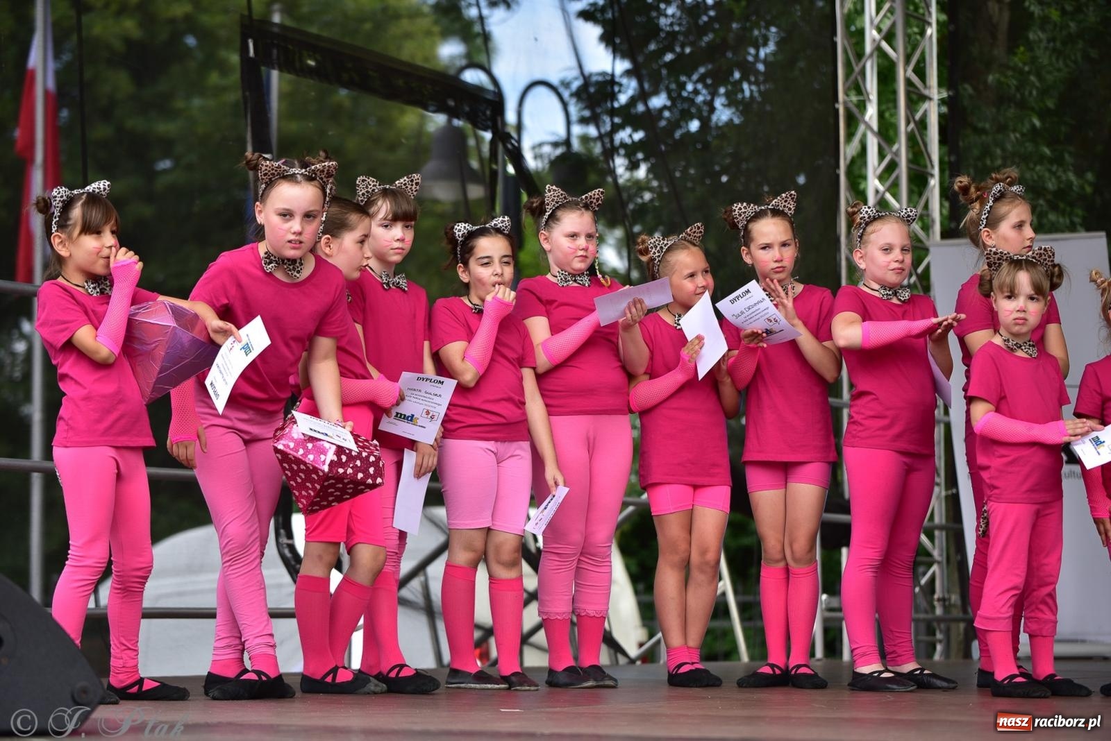 Zdjęcie w galerii na portalu naszraciborz.pl: Taneczne podsumowanie roku szkolnego na zamku w Raciborzu [FOTO i WIDEO] wiadomości z regionu