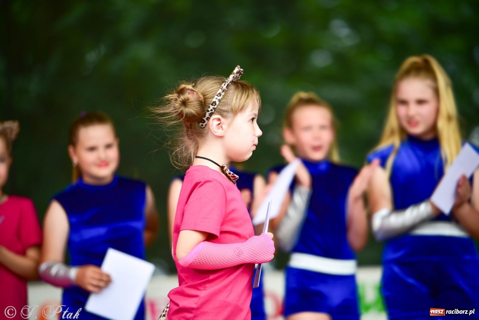 Zdjęcie w galerii na portalu naszraciborz.pl: Taneczne podsumowanie roku szkolnego na zamku w Raciborzu [FOTO i WIDEO] wiadomości z regionu