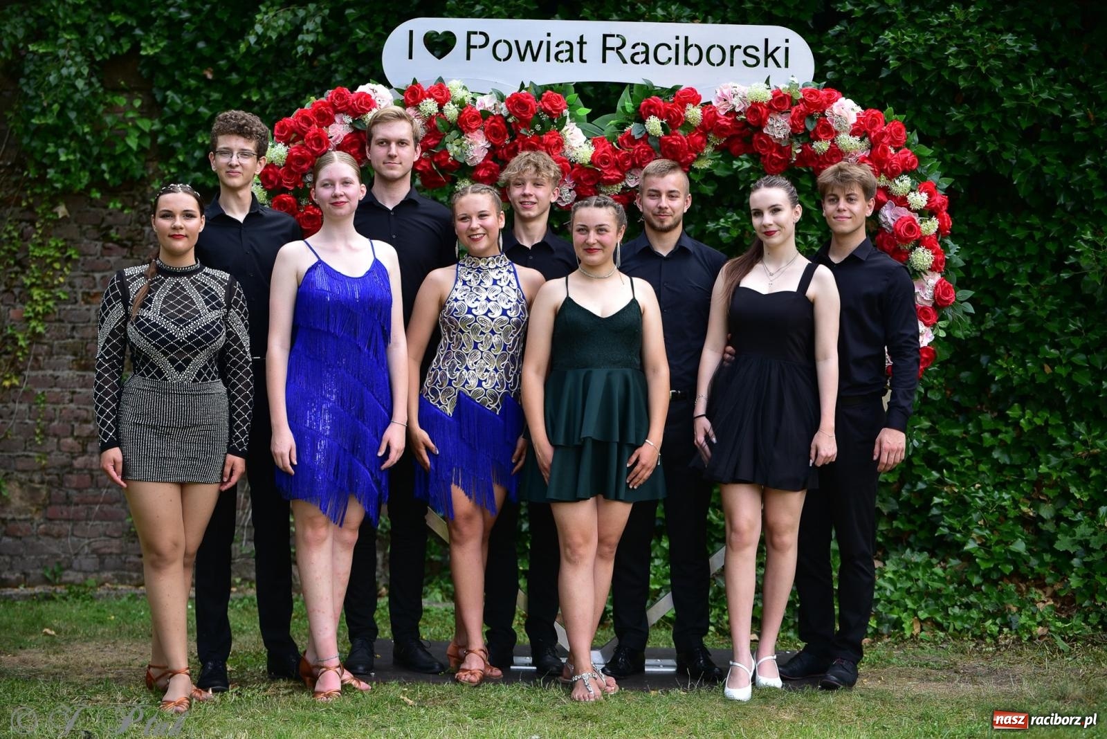 Zdjęcie w galerii na portalu naszraciborz.pl: Taneczne podsumowanie roku szkolnego na zamku w Raciborzu [FOTO i WIDEO] wiadomości z regionu