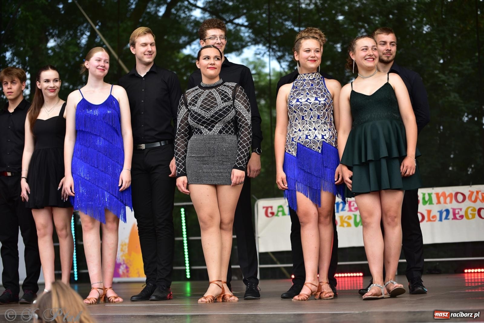 Zdjęcie w galerii na portalu naszraciborz.pl: Taneczne podsumowanie roku szkolnego na zamku w Raciborzu [FOTO i WIDEO] wiadomości z regionu