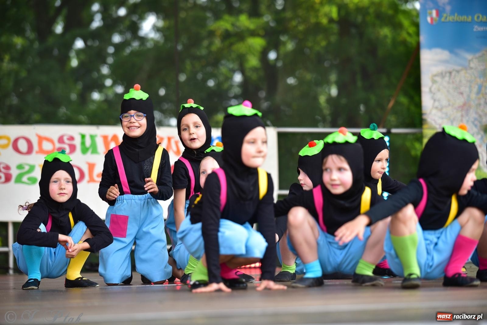 Zdjęcie w galerii na portalu naszraciborz.pl: Taneczne podsumowanie roku szkolnego na zamku w Raciborzu [FOTO i WIDEO] wiadomości z regionu