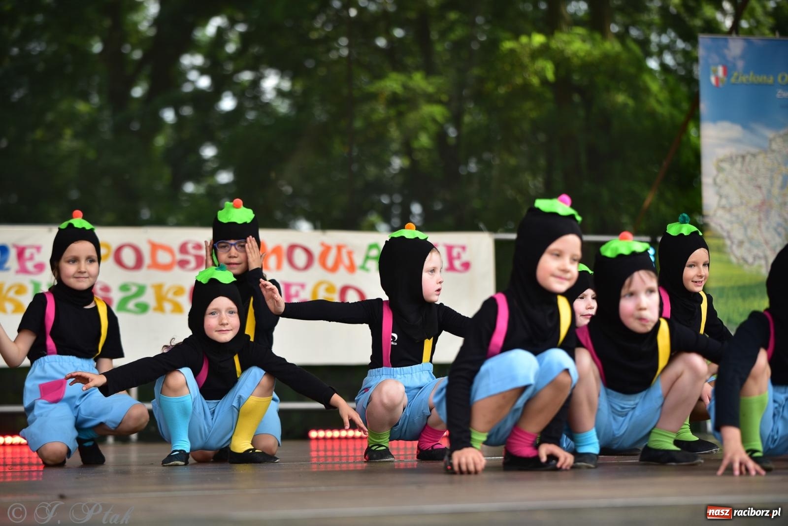 Zdjęcie w galerii na portalu naszraciborz.pl: Taneczne podsumowanie roku szkolnego na zamku w Raciborzu [FOTO i WIDEO] wiadomości z regionu