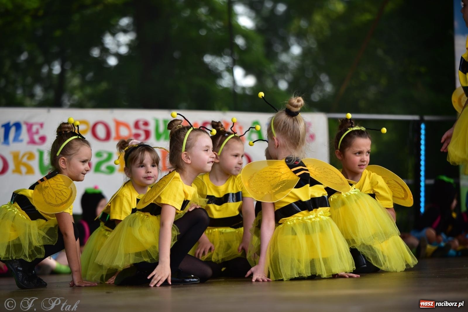 Zdjęcie w galerii na portalu naszraciborz.pl: Taneczne podsumowanie roku szkolnego na zamku w Raciborzu [FOTO i WIDEO] wiadomości z regionu