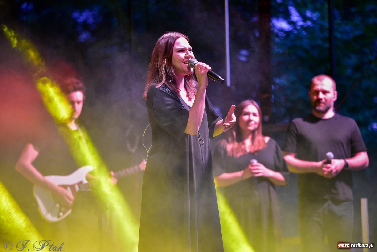 Zdjęcie w galerii na portalu naszraciborz.pl: Janek Górka na finał Dni Raciborza [FOTO i WIDEO] wiadomości z regionu