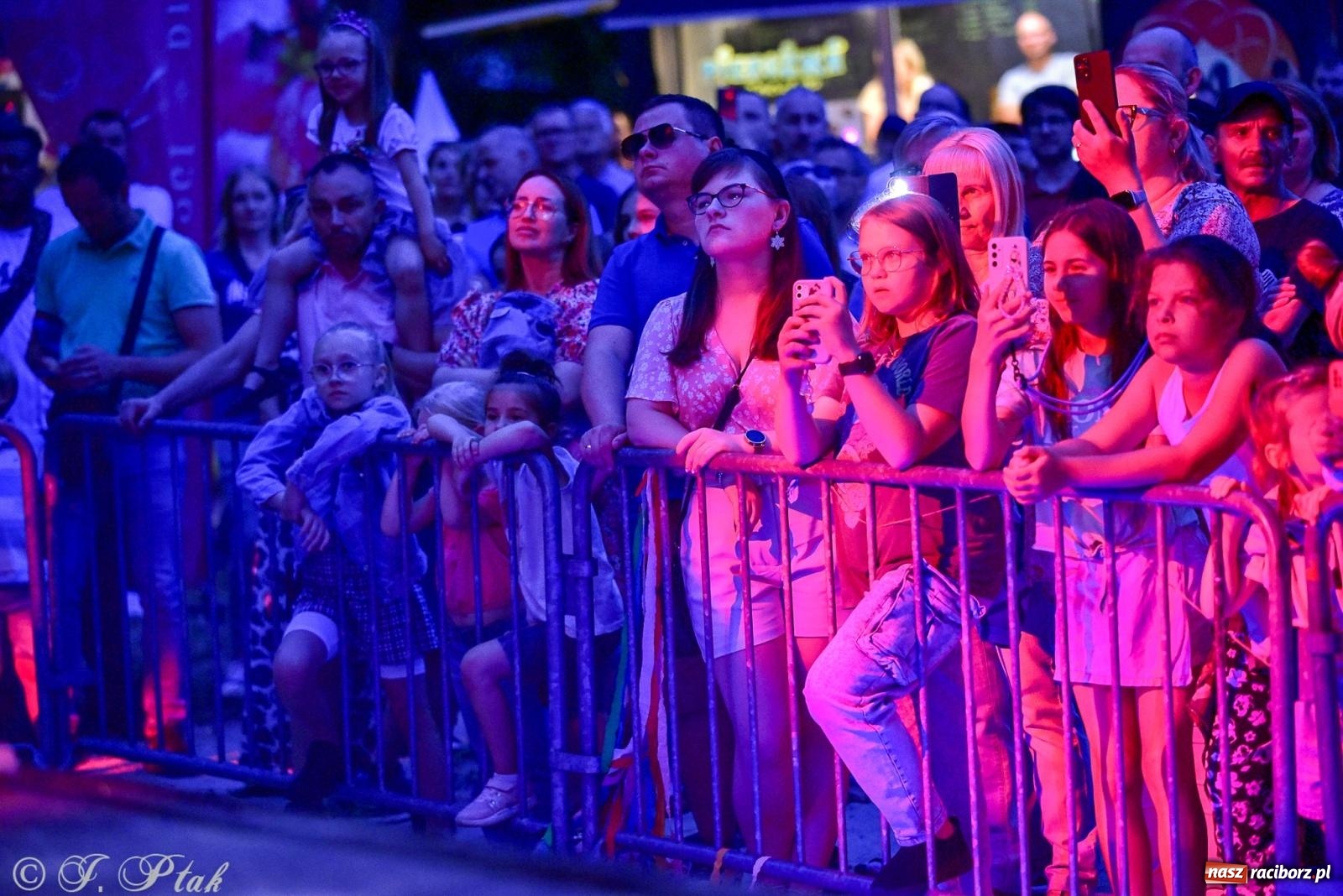 Zdjęcie w galerii na portalu naszraciborz.pl: Janek Górka na finał Dni Raciborza [FOTO i WIDEO] wiadomości z regionu