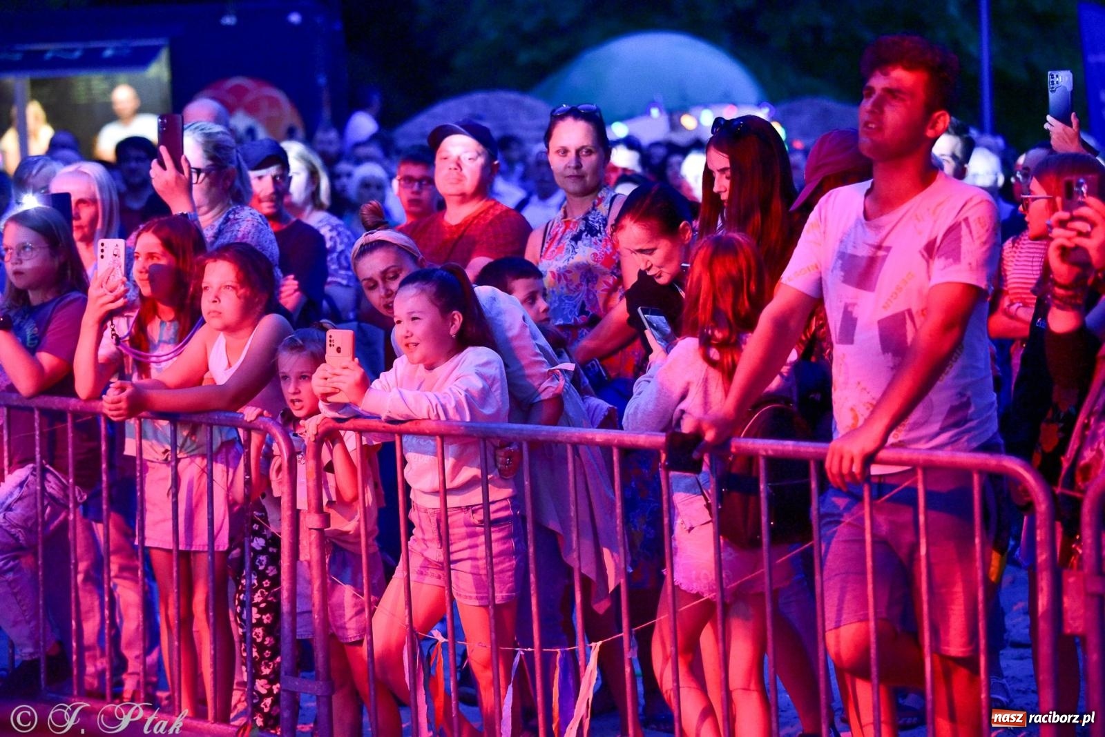 Zdjęcie w galerii na portalu naszraciborz.pl: Janek Górka na finał Dni Raciborza [FOTO i WIDEO] wiadomości z regionu