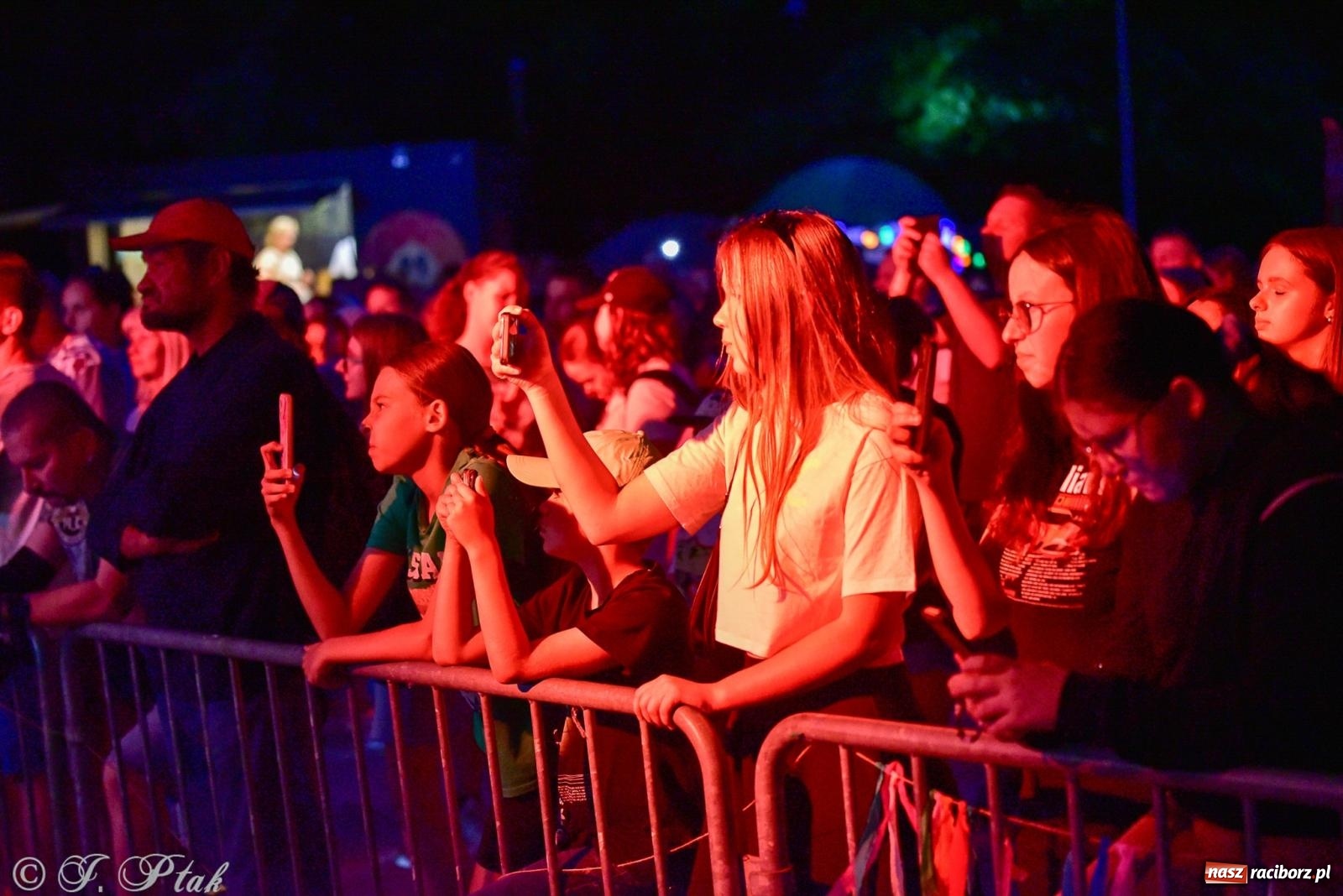Zdjęcie w galerii na portalu naszraciborz.pl: Janek Górka na finał Dni Raciborza [FOTO i WIDEO] wiadomości z regionu