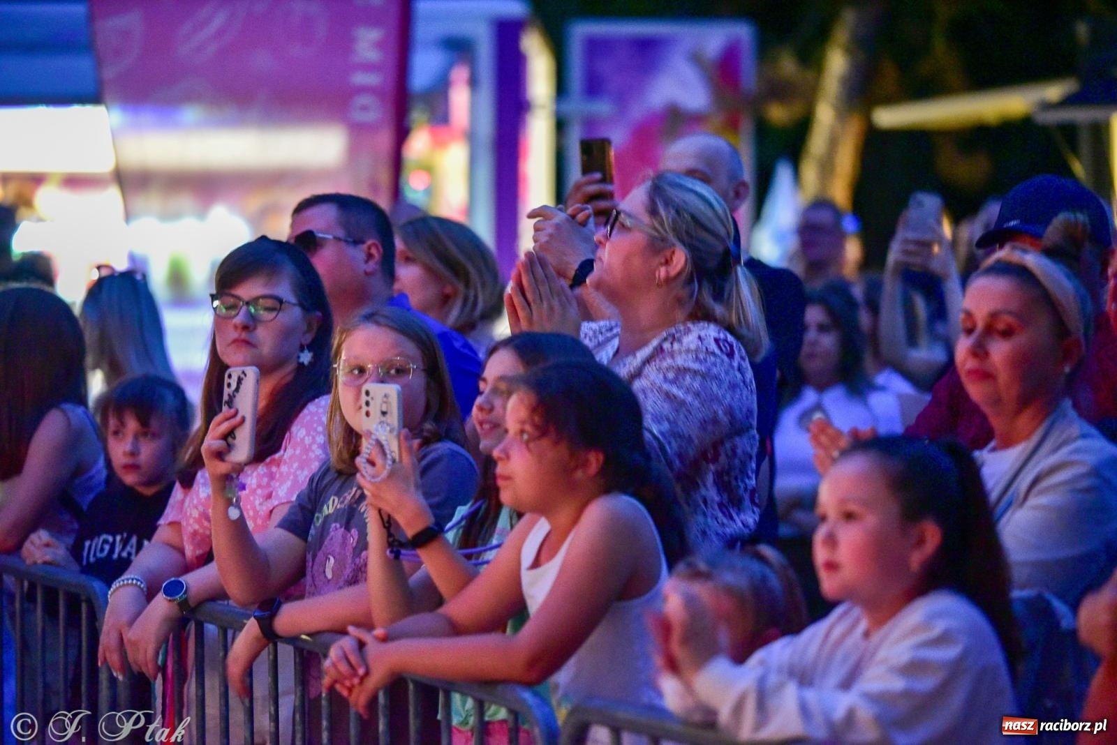 Zdjęcie w galerii na portalu naszraciborz.pl: Janek Górka na finał Dni Raciborza [FOTO i WIDEO] wiadomości z regionu