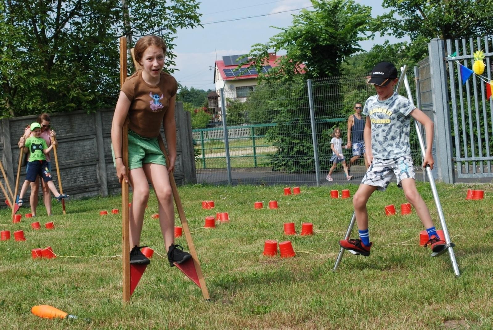 Zdjęcie w galerii na portalu naszraciborz.pl: Moc radości na pikniku z okazji Dnia Dziecka w Nędzy [FOTO] wiadomości z regionu