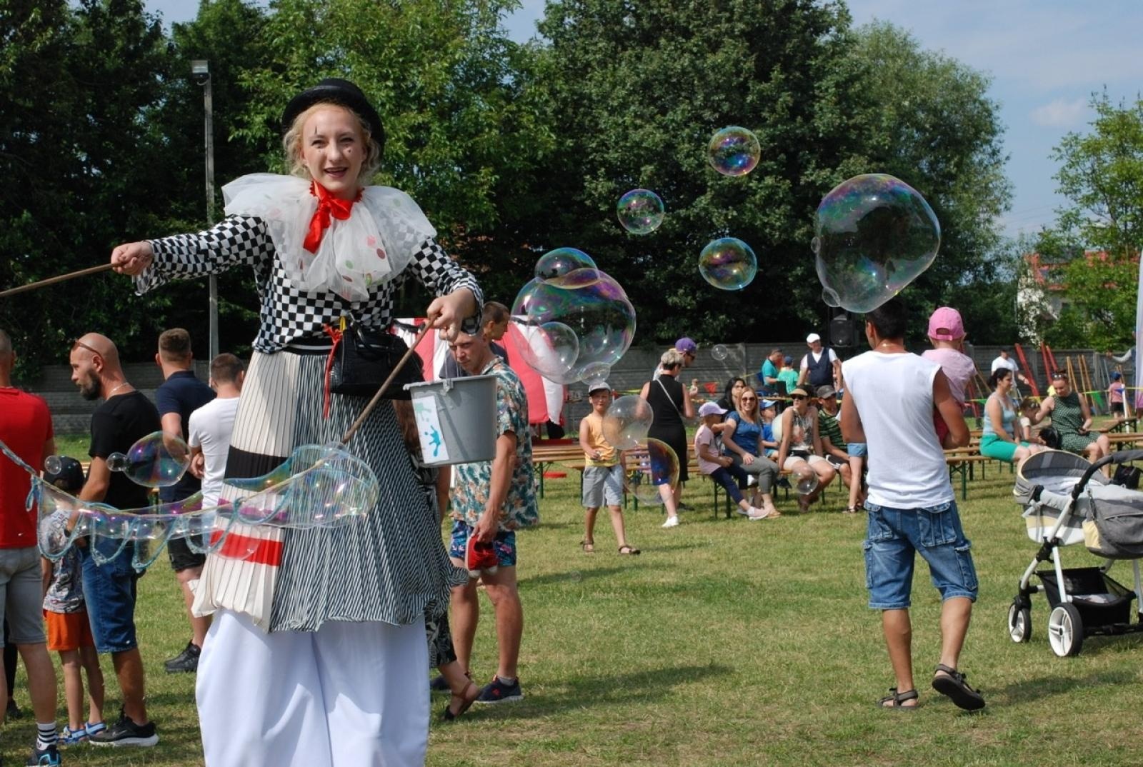 Zdjęcie w galerii na portalu naszraciborz.pl: Moc radości na pikniku z okazji Dnia Dziecka w Nędzy [FOTO] wiadomości z regionu