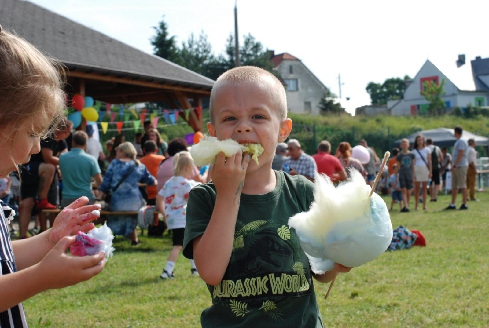 Zdjęcie w galerii na portalu naszraciborz.pl: Moc radości na pikniku z okazji Dnia Dziecka w Nędzy [FOTO] wiadomości z regionu