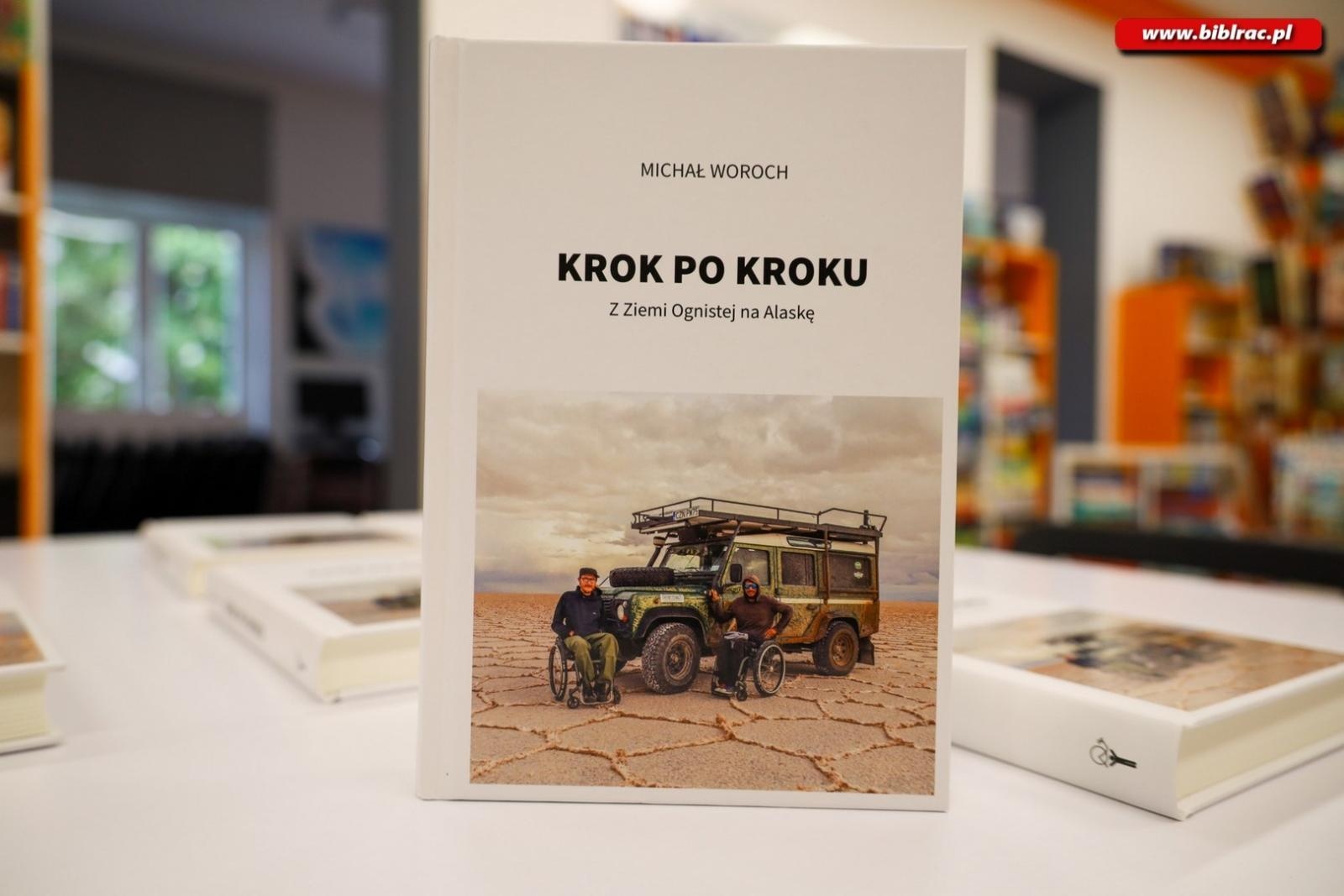 Zdjęcie w galerii na portalu naszraciborz.pl: Bariery są tylko w głowie – Michał Woroch w Bibliotece wiadomości z regionu