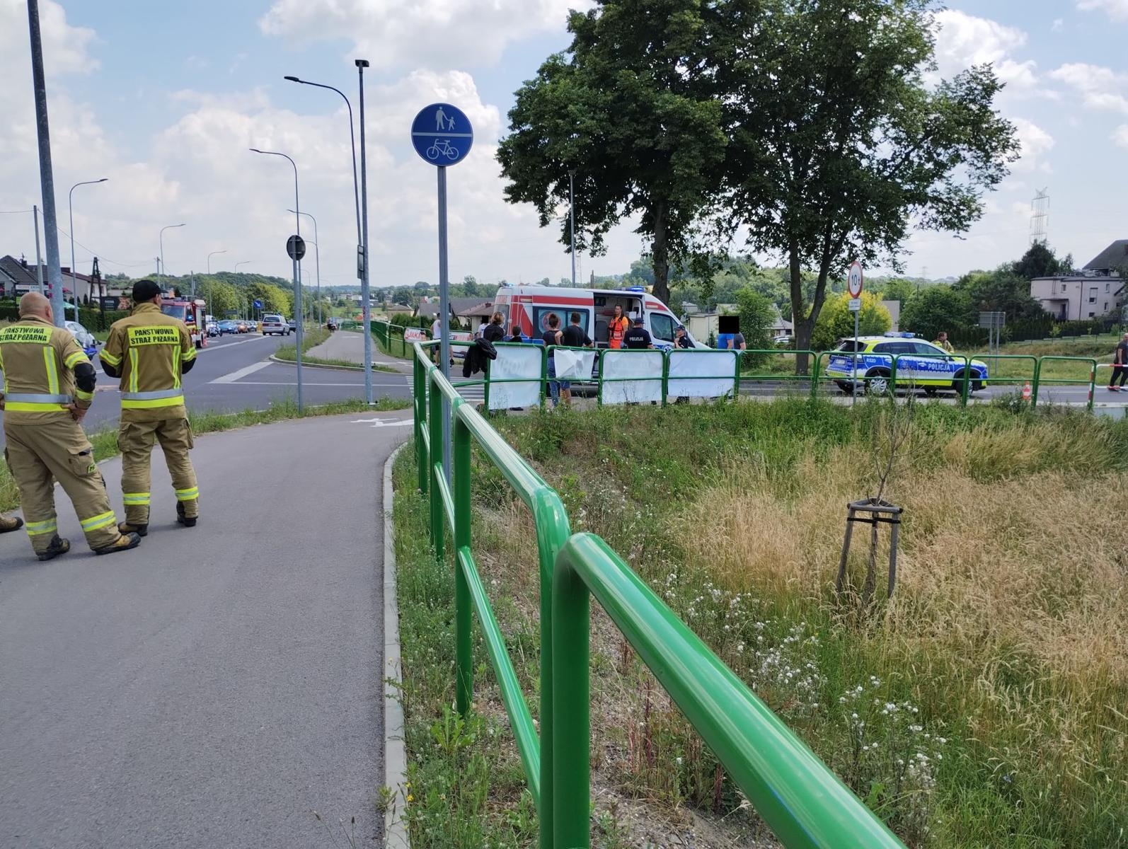 Zdjęcie w galerii na portalu naszraciborz.pl: Opel uderzył w motocykl na Rybnickiej w Rzuchowie wiadomości z regionu