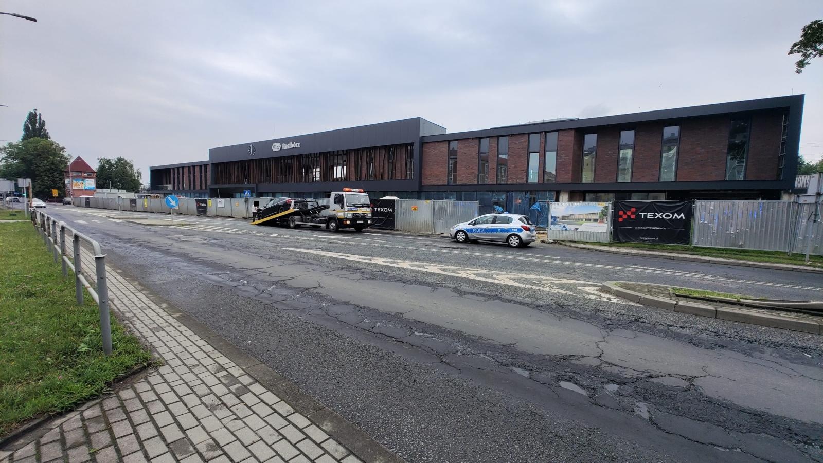 Zdjęcie w galerii na portalu naszraciborz.pl: Skoda wjechała w tył forda. Sprawa trafi do sądu [FOTO] wiadomości z regionu