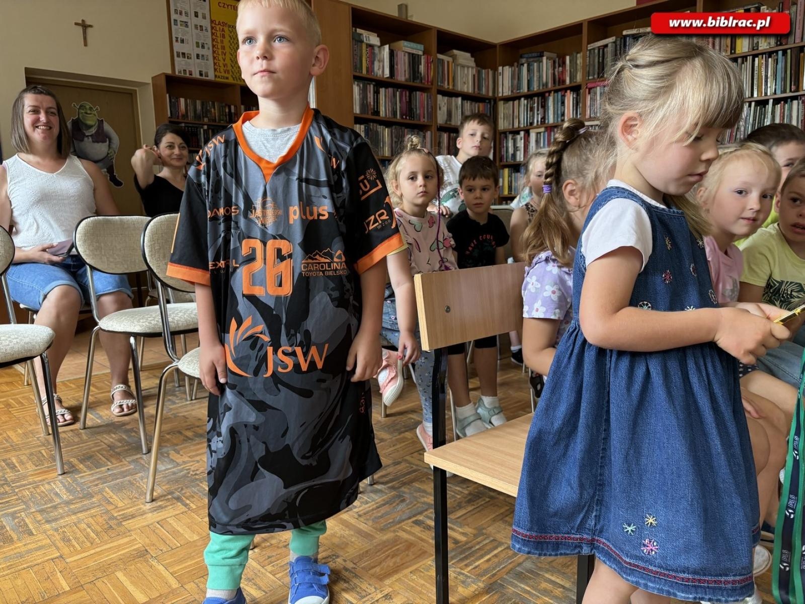 Zdjęcie w galerii na portalu naszraciborz.pl: Porozmawiajmy o książkach, Tygrysie! – relacja z Tygodnia Czytania Dzieciom wiadomości z regionu