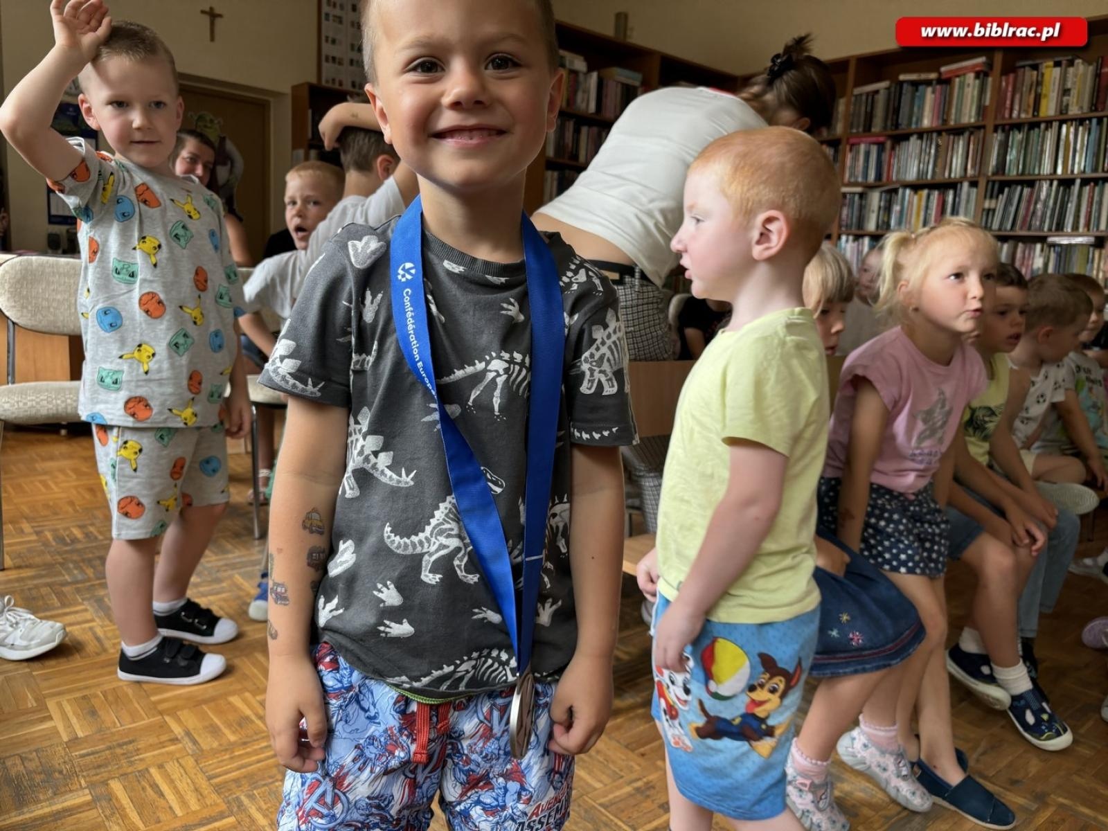 Zdjęcie w galerii na portalu naszraciborz.pl: Porozmawiajmy o książkach, Tygrysie! – relacja z Tygodnia Czytania Dzieciom wiadomości z regionu