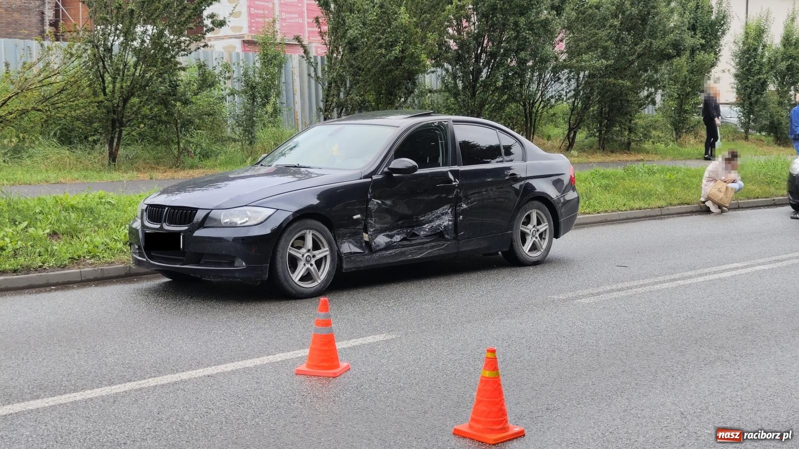 Zdjęcie w galerii na portalu naszraciborz.pl: Opel i BWM zderzyły się na skrzyżowaniu Kościuszki-Eichendorffa [FOTO] wiadomości z regionu