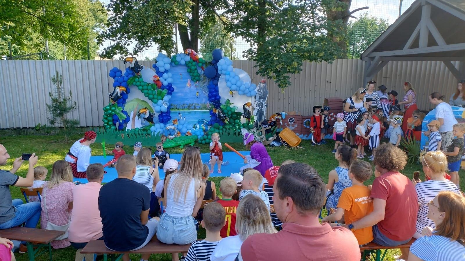 Zdjęcie w galerii na portalu naszraciborz.pl: Rodzinny piknik pod piracką banderą wiadomości z regionu