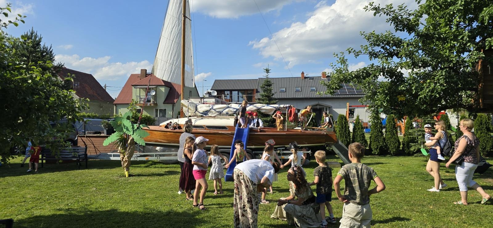 Zdjęcie w galerii na portalu naszraciborz.pl: Rodzinny piknik pod piracką banderą wiadomości z regionu