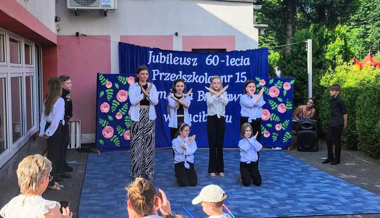 Zdjęcie w galerii na portalu naszraciborz.pl: Festyn rodzinny w Przedszkolu nr 15 w Raciborzu wiadomości z regionu