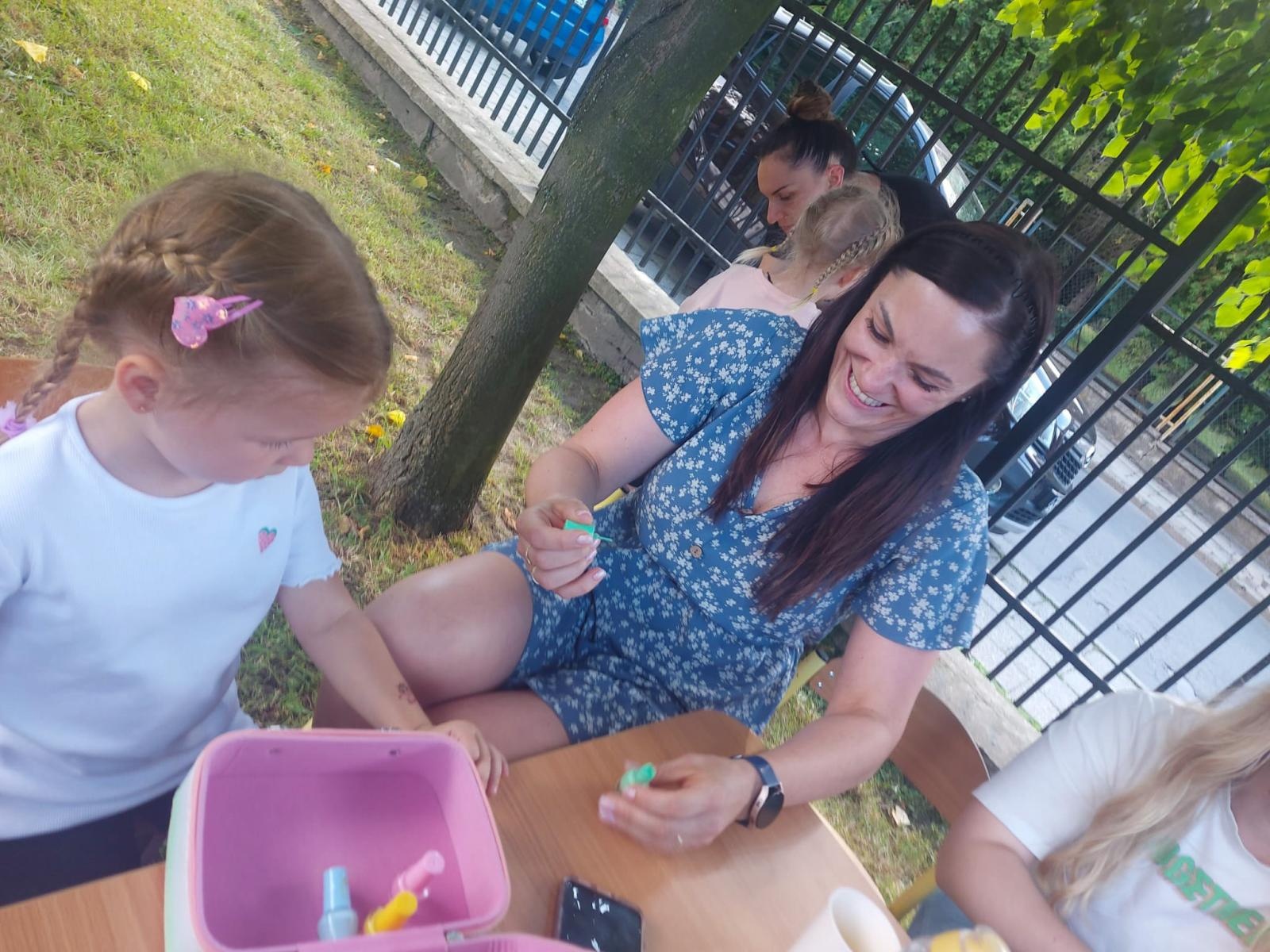 Zdjęcie w galerii na portalu naszraciborz.pl: Festyn rodzinny w Przedszkolu nr 15 w Raciborzu wiadomości z regionu