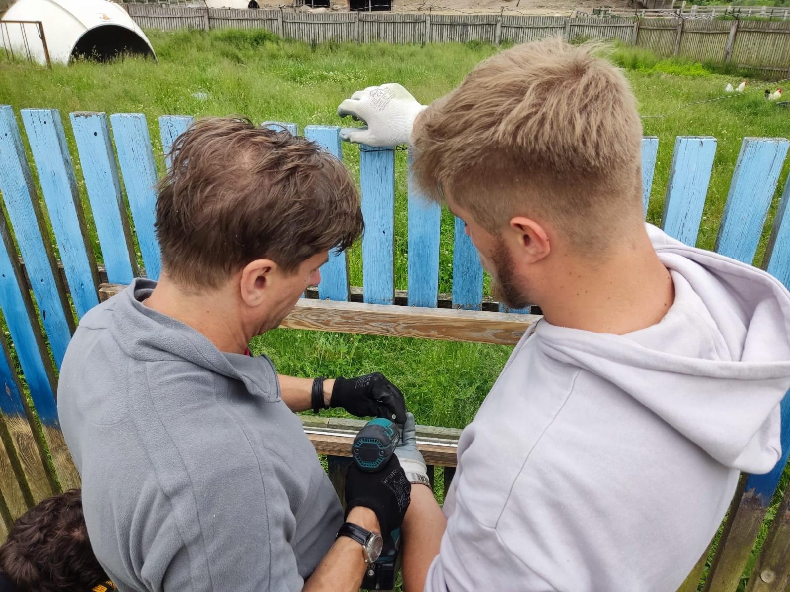 Zdjęcie w galerii na portalu naszraciborz.pl: Studenci Architektury ponownie na warsztatach ArchitEKO w Juchowie wiadomości z regionu