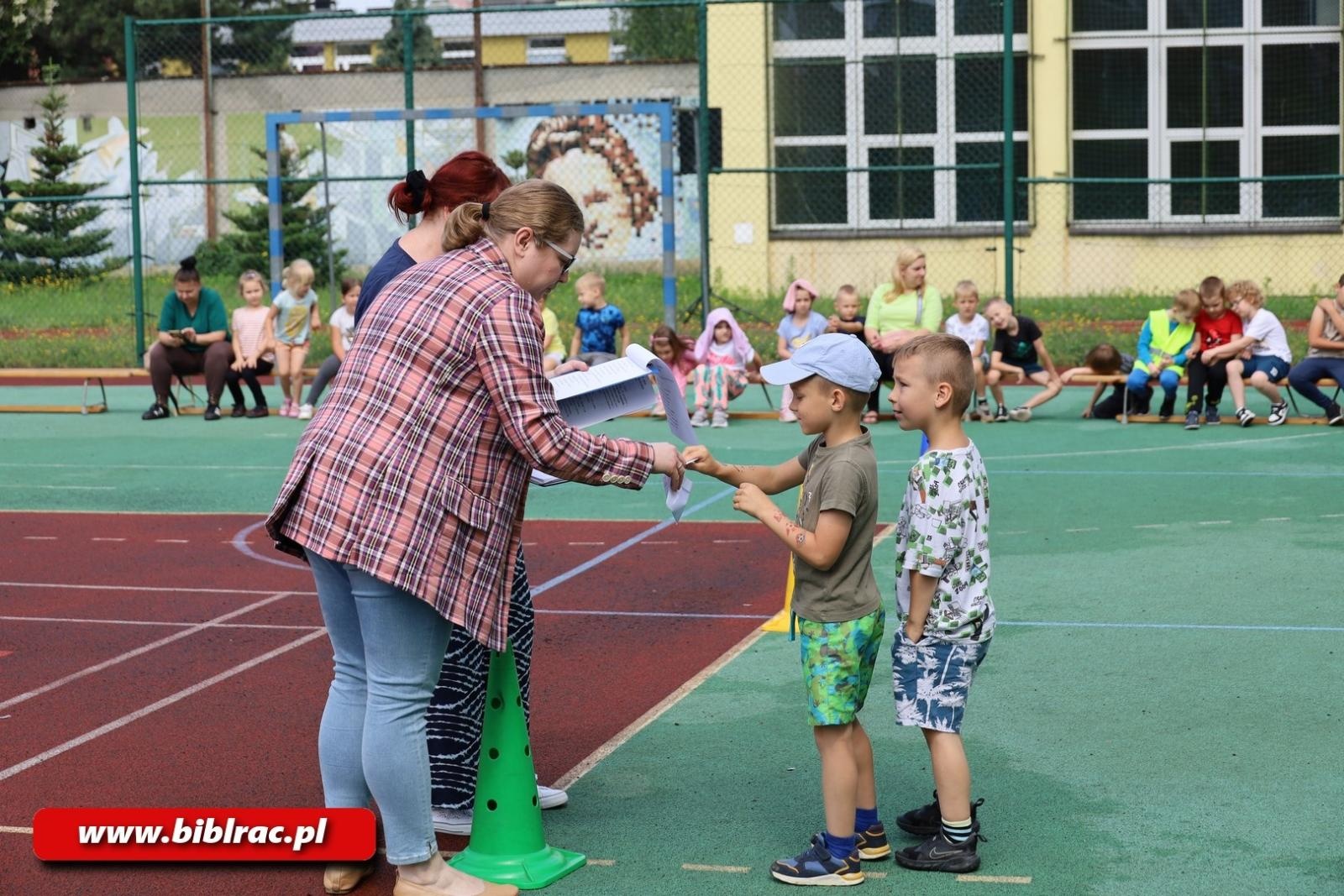 Zdjęcie w galerii na portalu naszraciborz.pl: Czerwcowy Turniej Przedszkolaków na Ostrogu wiadomości z regionu