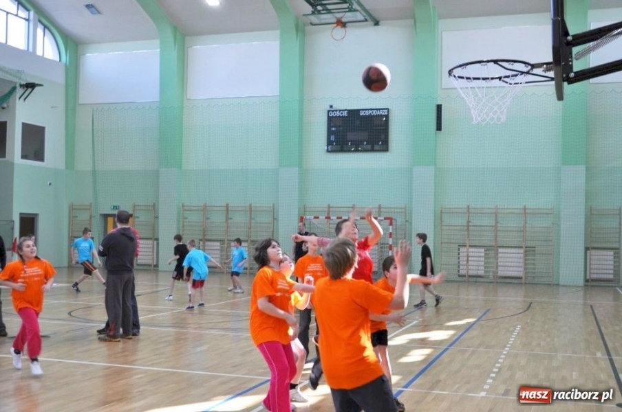 Zdjęcie w galerii na portalu naszraciborz.pl: O sportowych wyczynach mówił olimpijczyk wiadomości z regionu