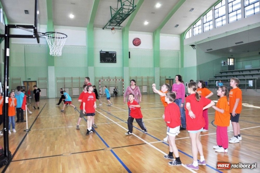 Zdjęcie w galerii na portalu naszraciborz.pl: O sportowych wyczynach mówił olimpijczyk wiadomości z regionu