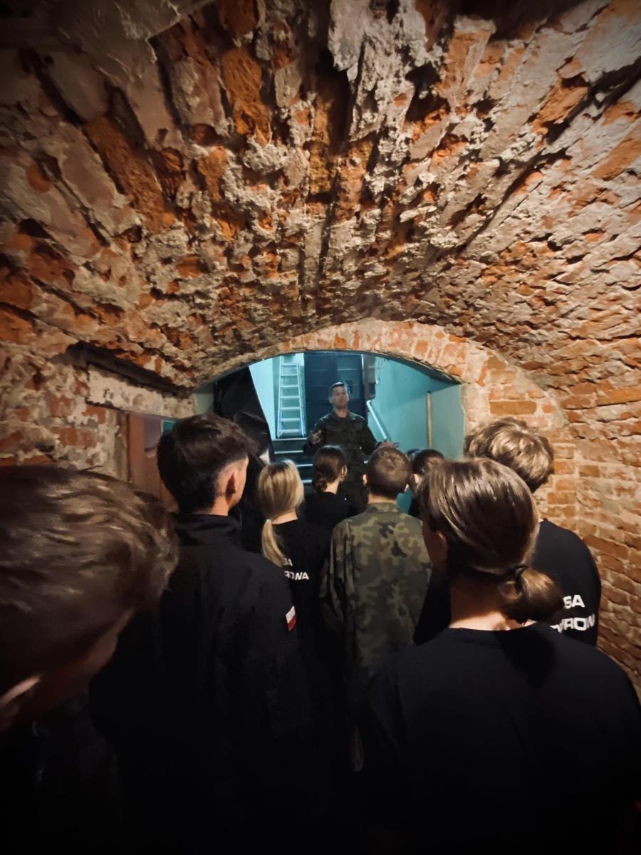 Zdjęcie w galerii na portalu naszraciborz.pl: Program Edukacja z wojskiem w raciborskim Ekonomiku wiadomości z regionu