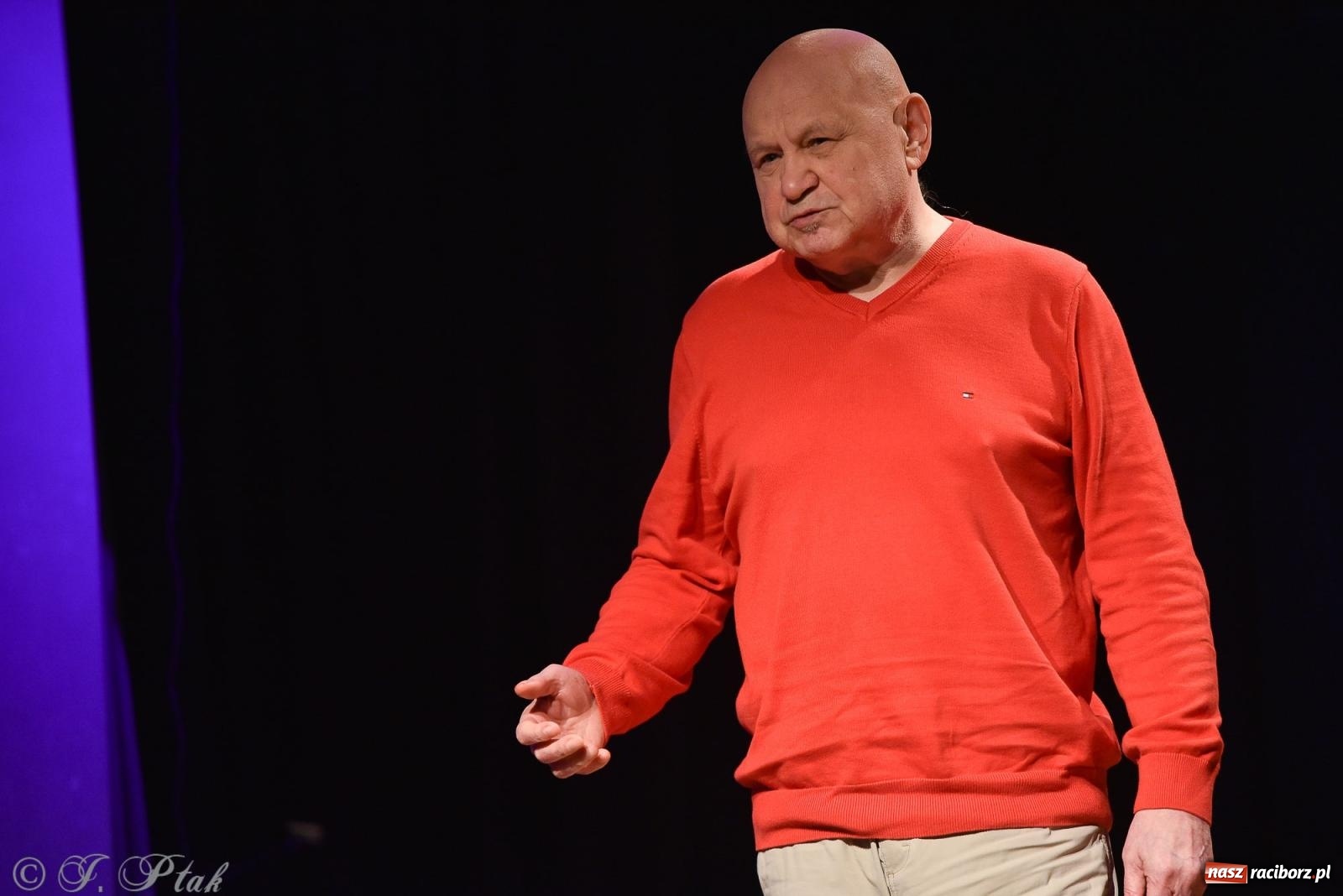 Zdjęcie w galerii na portalu naszraciborz.pl: Wieczorek muzyczno-poetycki w raciborskim MDK [FOTO i WIDEO] wiadomości z regionu