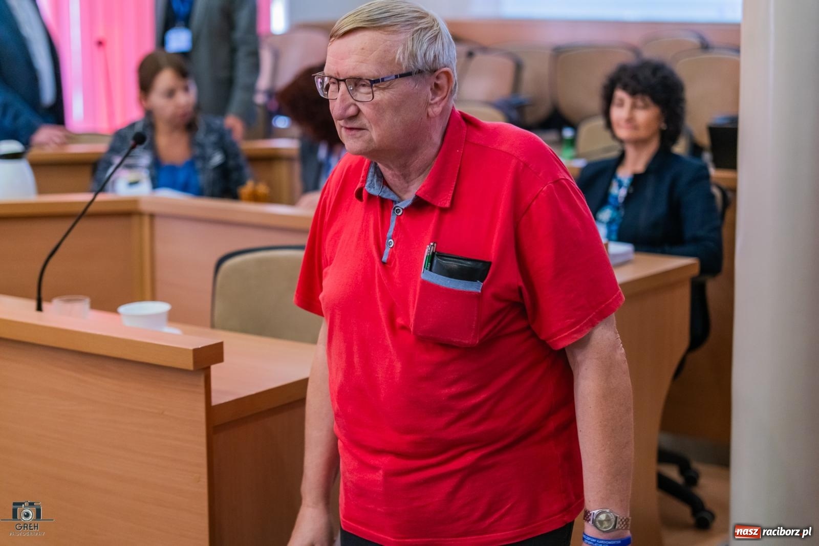 Zdjęcie w galerii na portalu naszraciborz.pl: Zamiast na oświetlenie kościoła, na podwyżki dla nauczycieli wiadomości z regionu