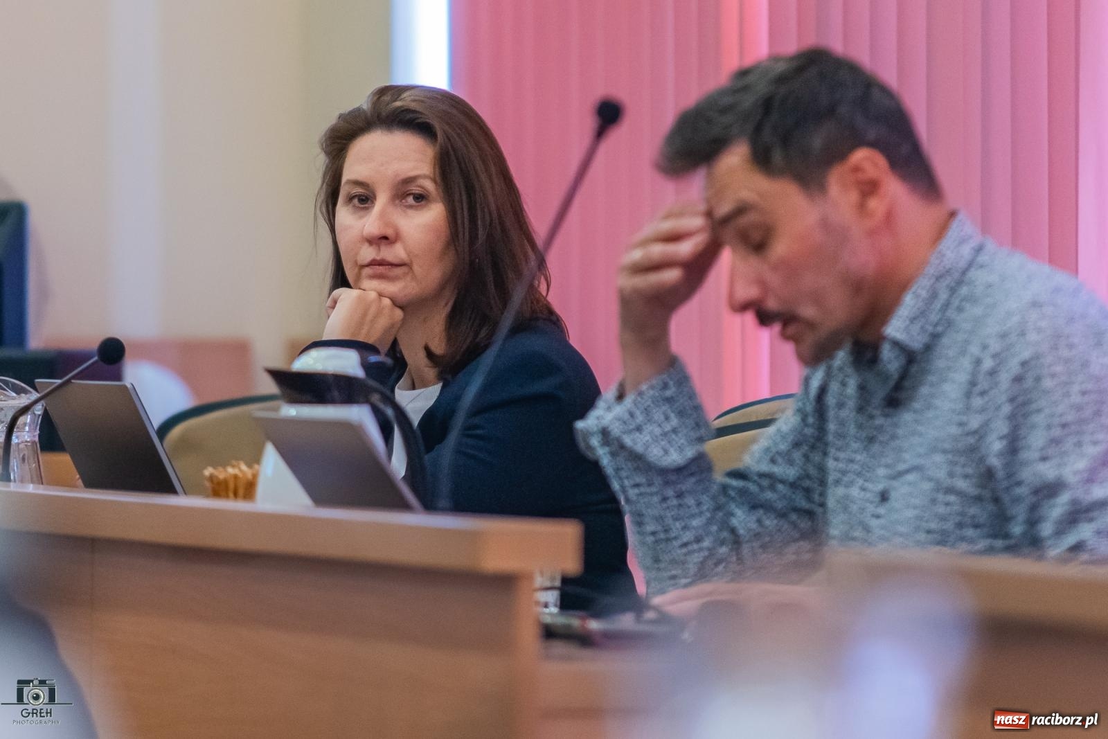 Zdjęcie w galerii na portalu naszraciborz.pl: Zamiast na oświetlenie kościoła, na podwyżki dla nauczycieli wiadomości z regionu