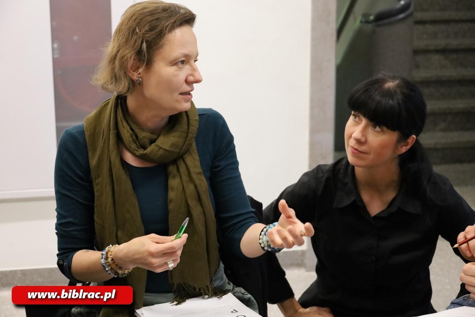 Zdjęcie w galerii na portalu naszraciborz.pl: Biblioteka z pasją: Patrycja Chomiczewska o sile nawyków wiadomości z regionu