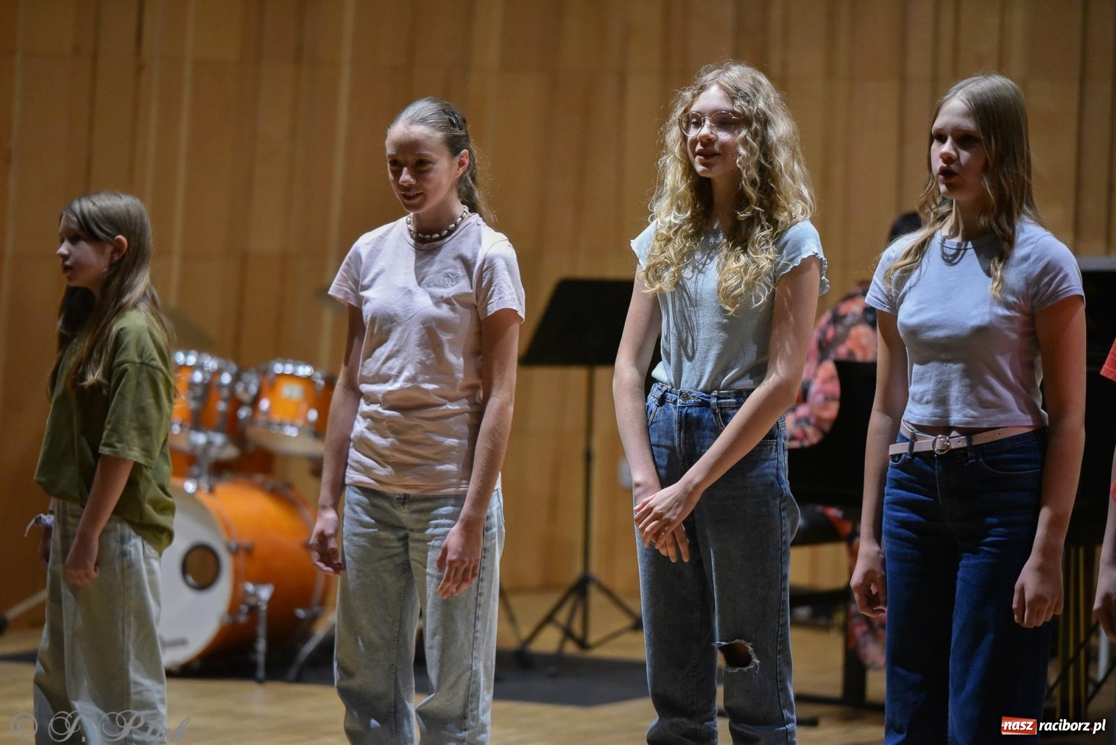 Zdjęcie w galerii na portalu naszraciborz.pl: Koncert Letni w raciborskiej szkole muzycznej wiadomości z regionu