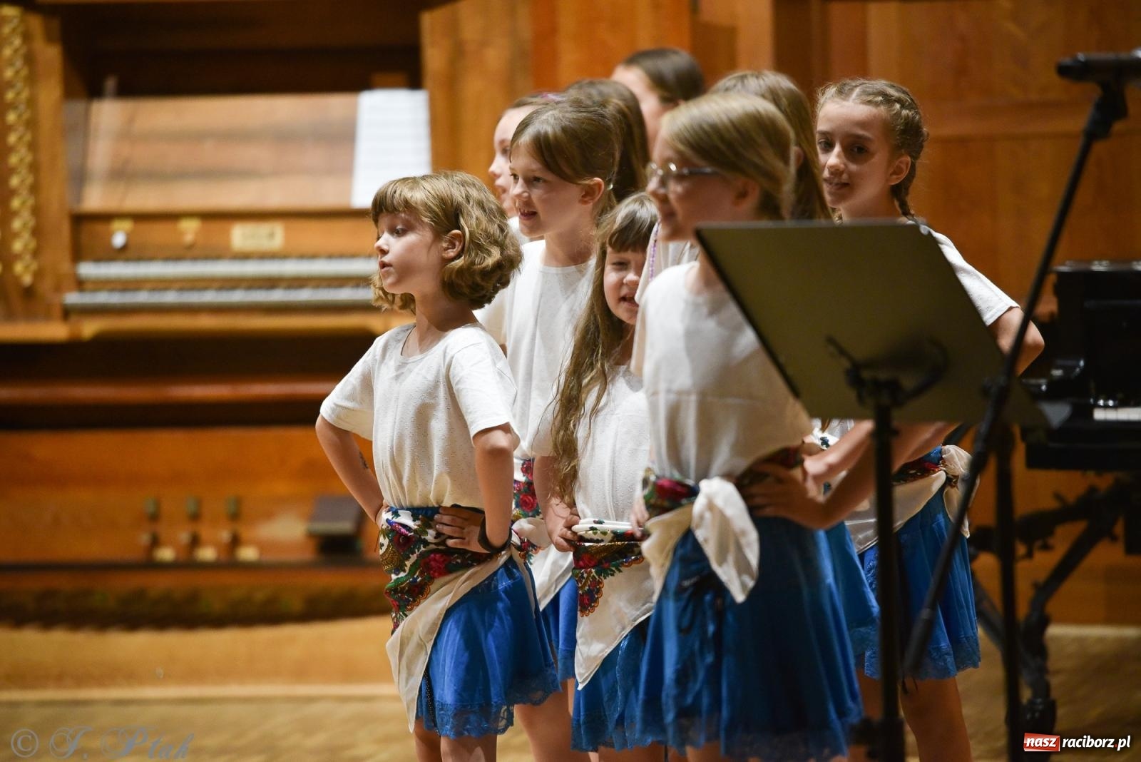 Zdjęcie w galerii na portalu naszraciborz.pl: Koncert Letni w raciborskiej szkole muzycznej wiadomości z regionu
