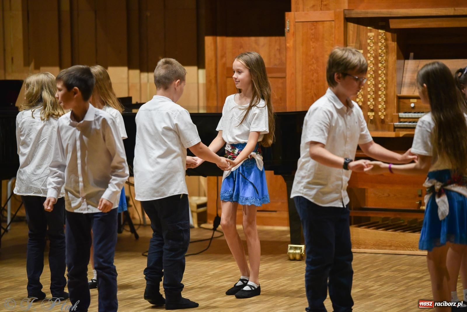 Zdjęcie w galerii na portalu naszraciborz.pl: Koncert Letni w raciborskiej szkole muzycznej wiadomości z regionu