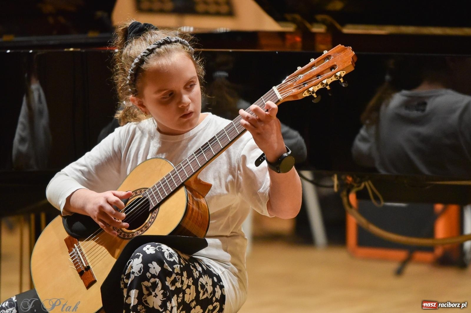 Zdjęcie w galerii na portalu naszraciborz.pl: Koncert Letni w raciborskiej szkole muzycznej wiadomości z regionu