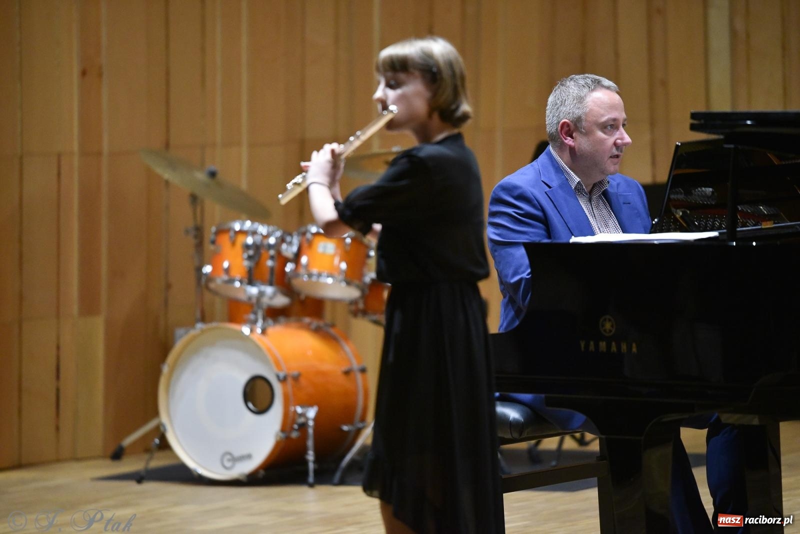 Zdjęcie w galerii na portalu naszraciborz.pl: Koncert Letni w raciborskiej szkole muzycznej wiadomości z regionu