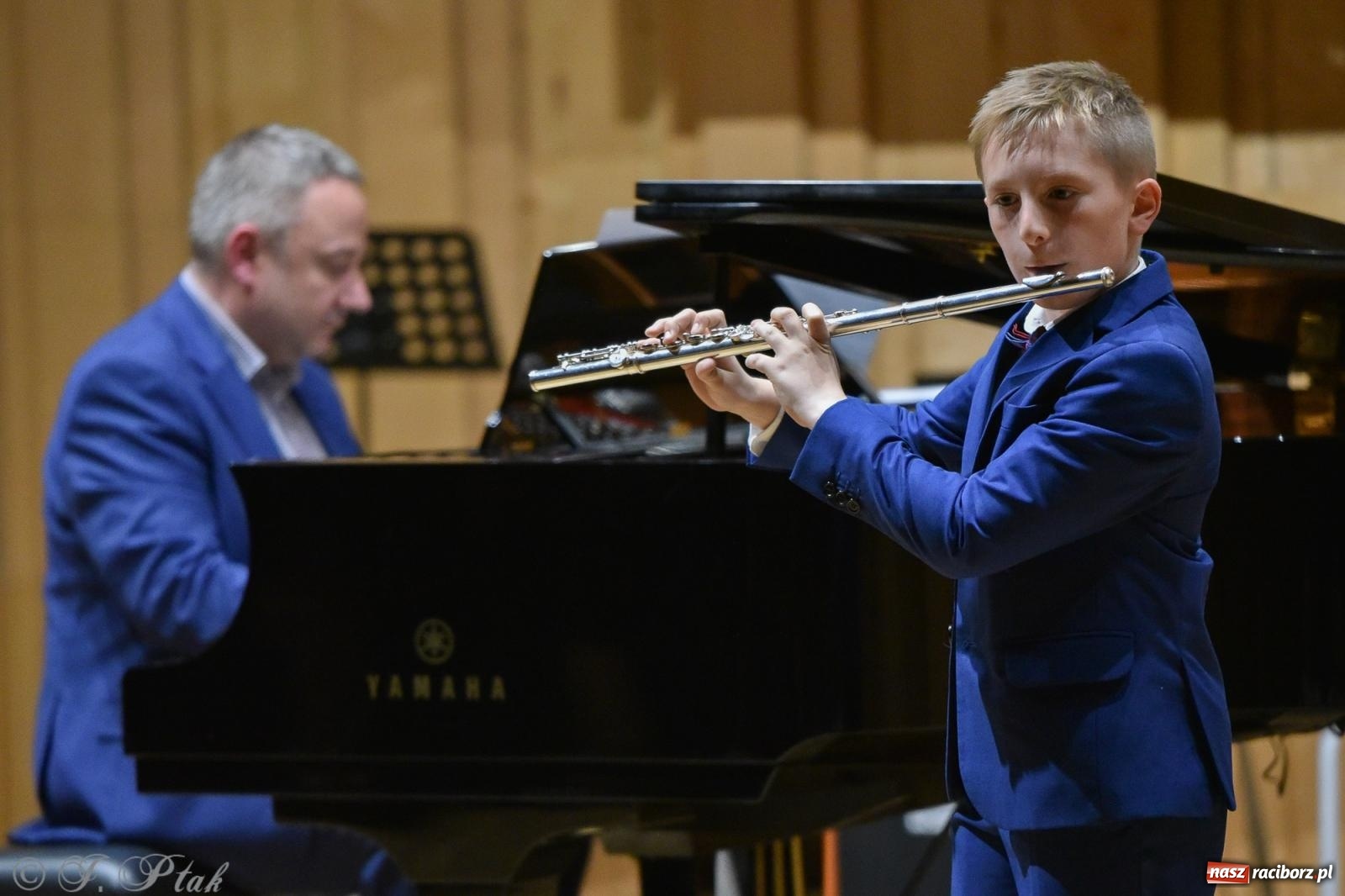 Zdjęcie w galerii na portalu naszraciborz.pl: Koncert Letni w raciborskiej szkole muzycznej wiadomości z regionu