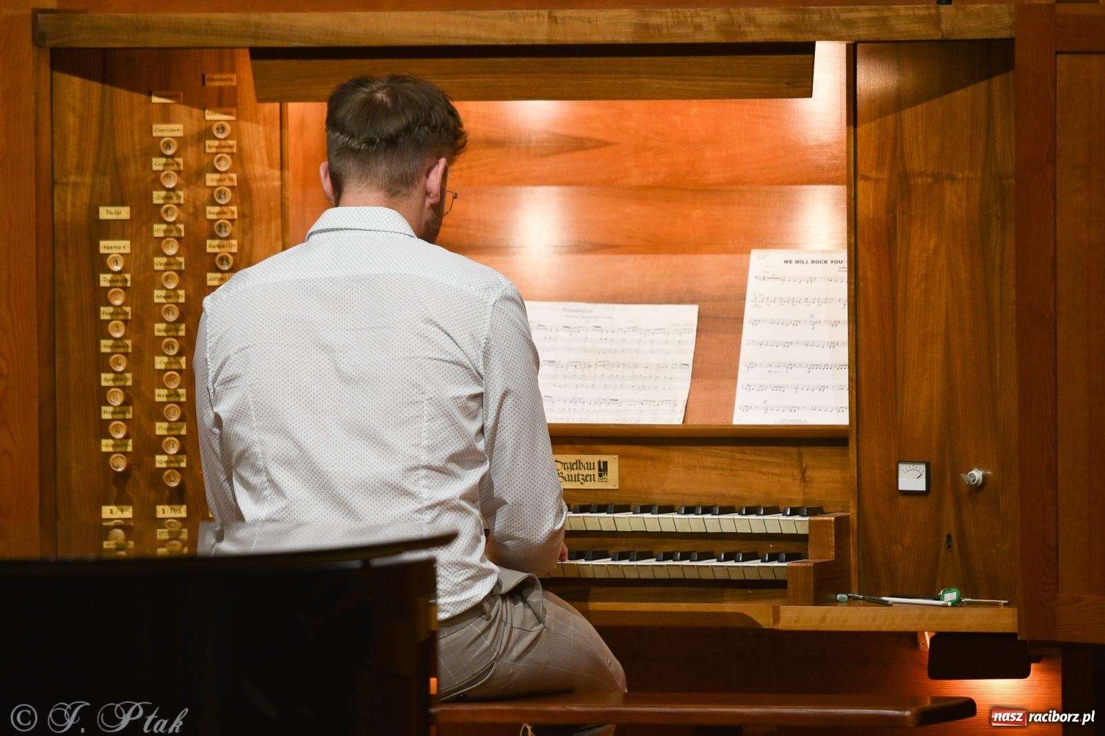 Zdjęcie w galerii na portalu naszraciborz.pl: Koncert Letni w raciborskiej szkole muzycznej wiadomości z regionu