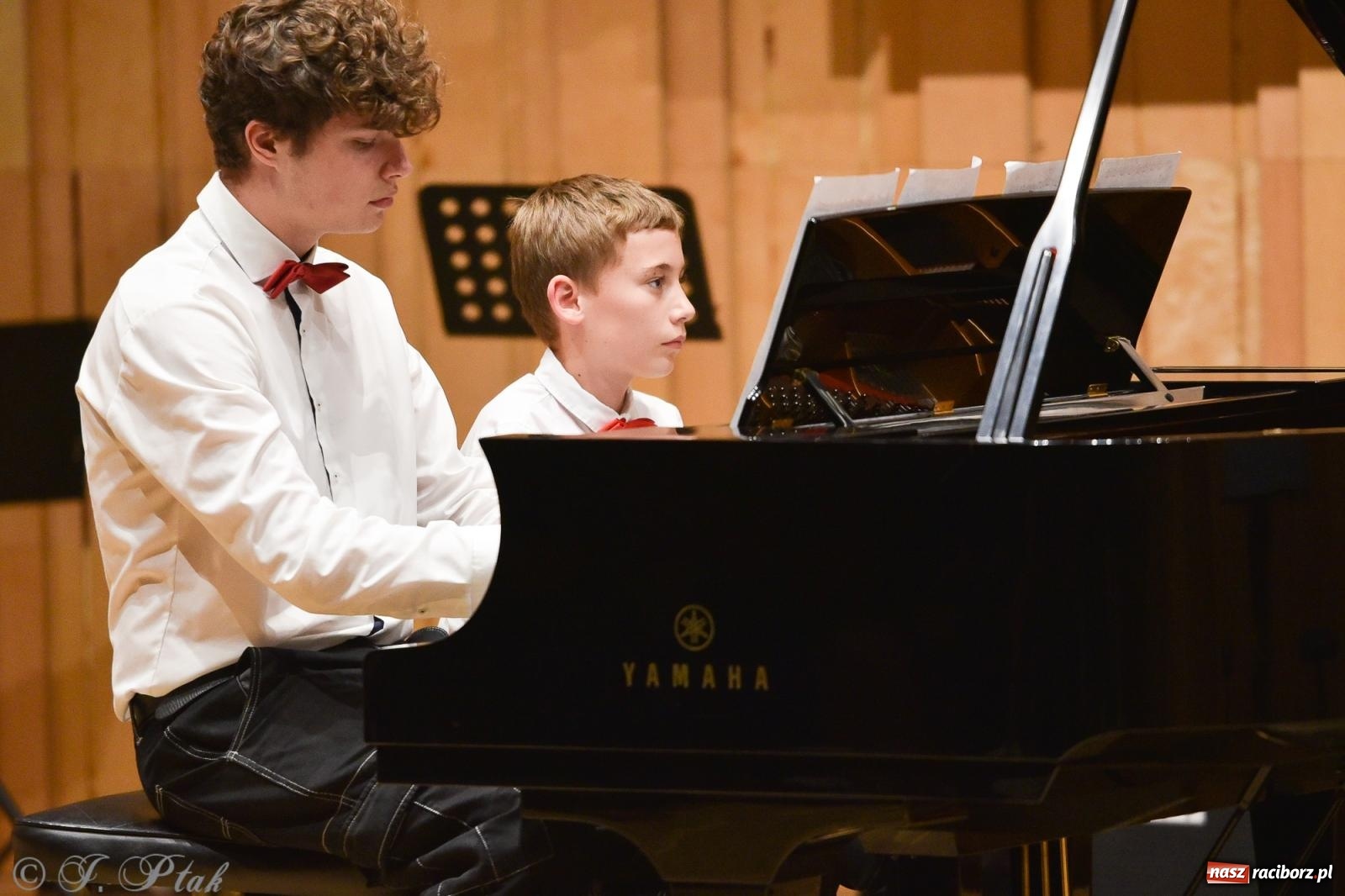 Zdjęcie w galerii na portalu naszraciborz.pl: Koncert Letni w raciborskiej szkole muzycznej wiadomości z regionu