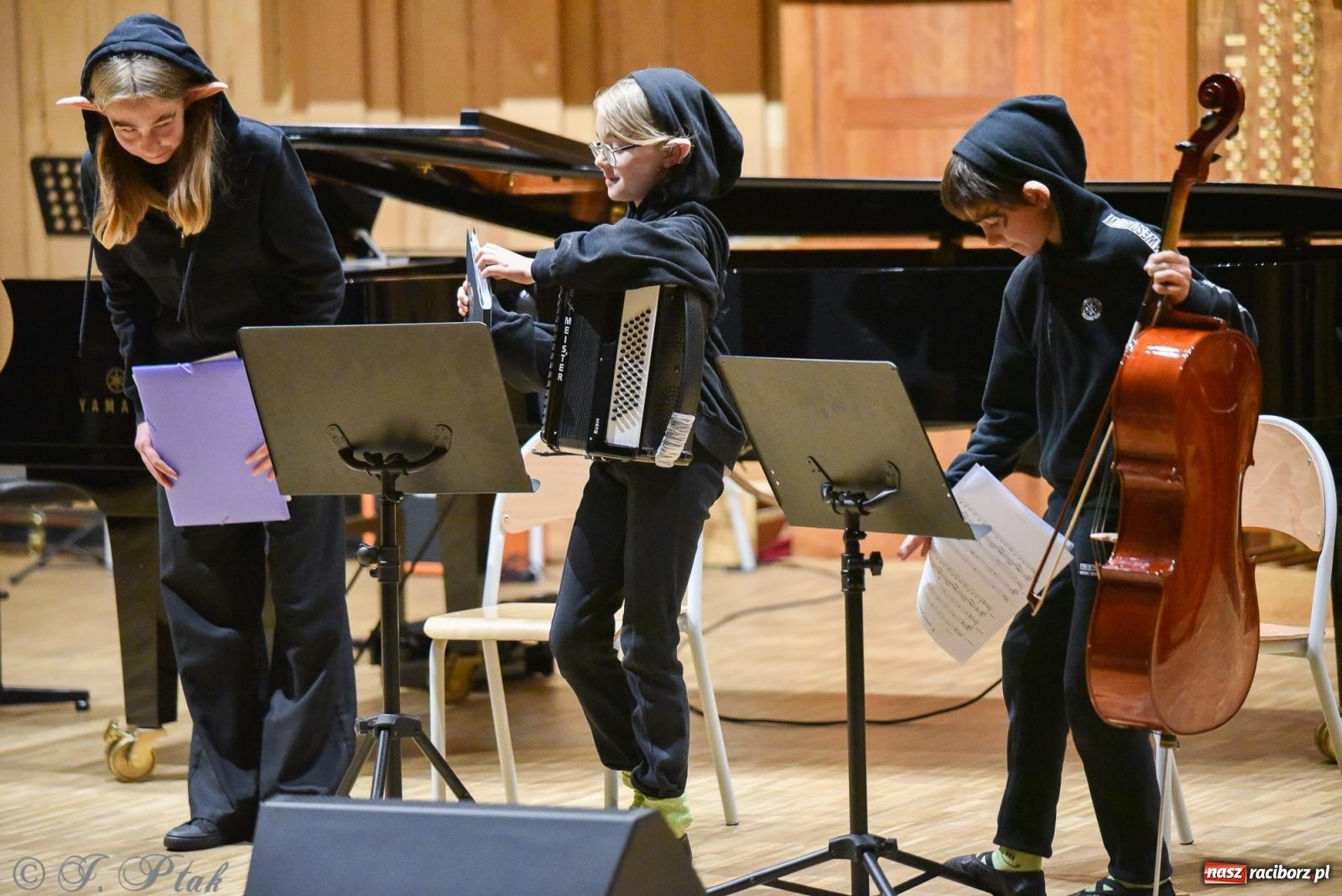Zdjęcie w galerii na portalu naszraciborz.pl: Koncert Letni w raciborskiej szkole muzycznej wiadomości z regionu
