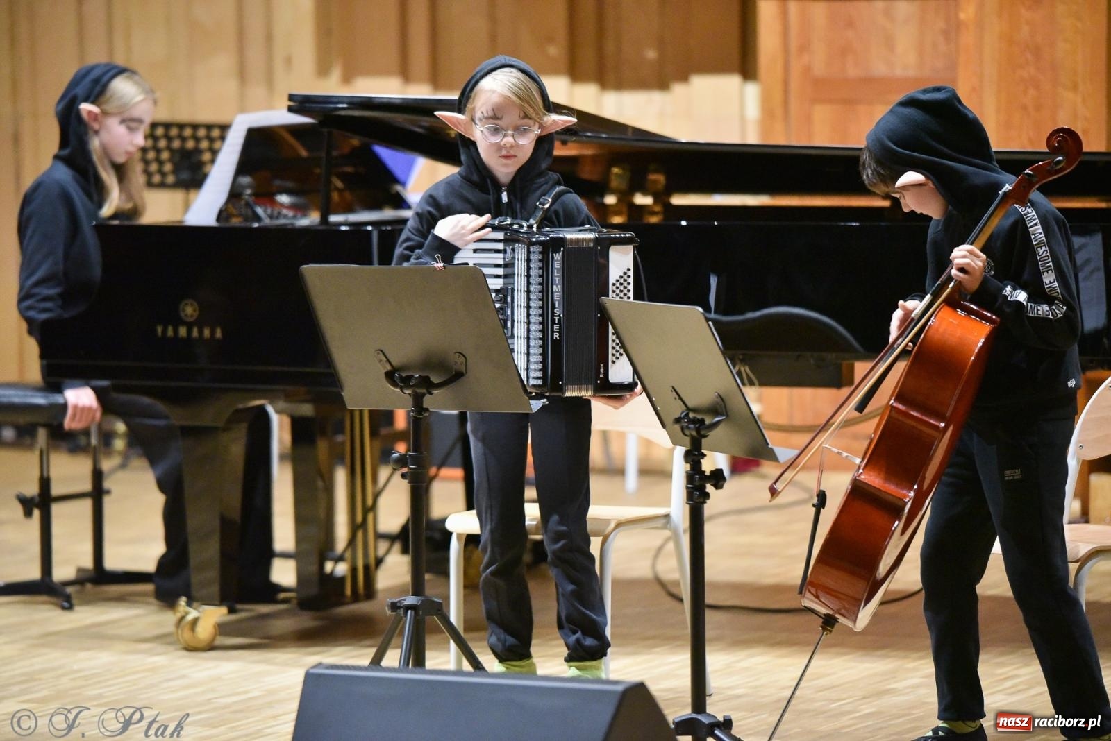 Zdjęcie w galerii na portalu naszraciborz.pl: Koncert Letni w raciborskiej szkole muzycznej wiadomości z regionu