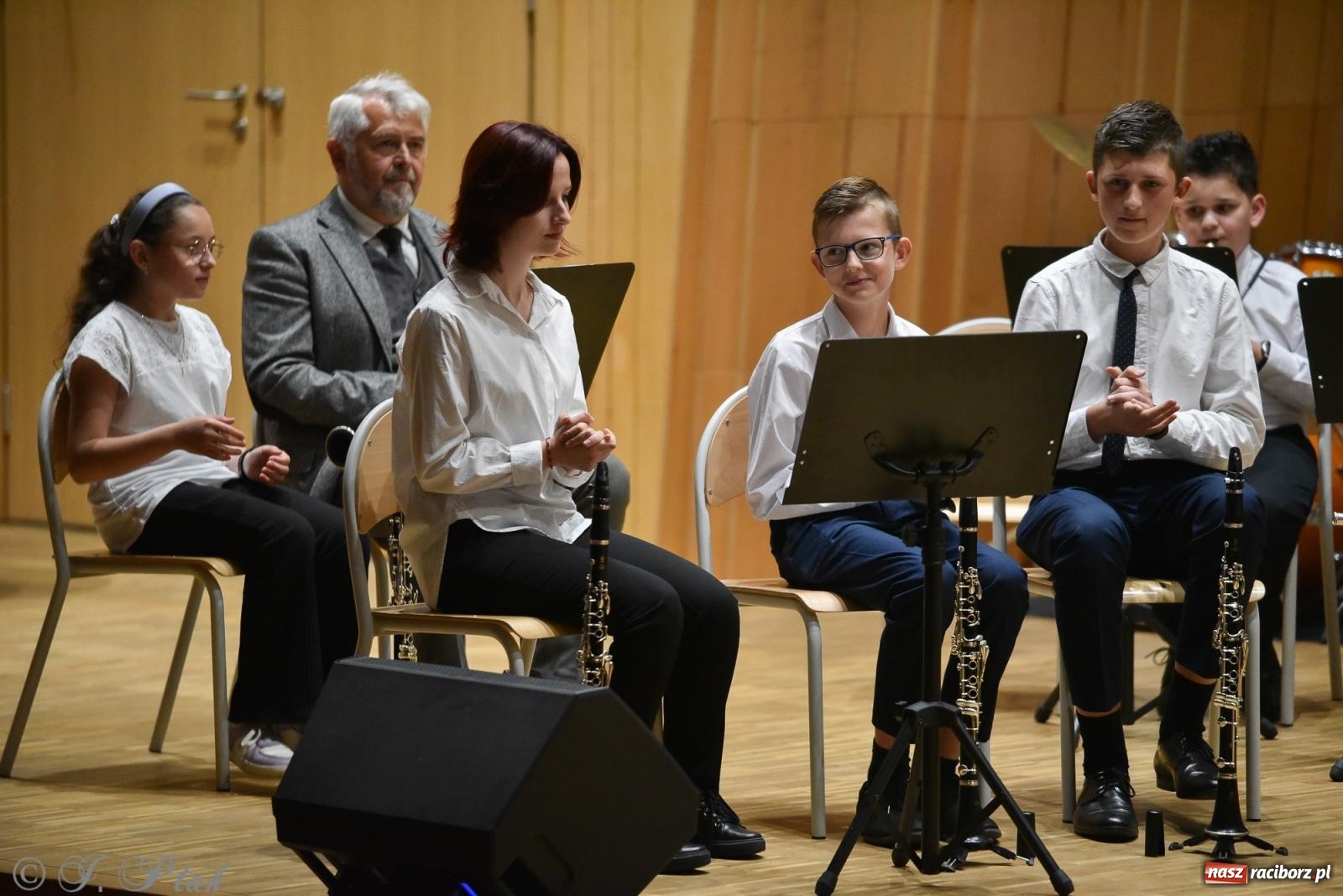 Zdjęcie w galerii na portalu naszraciborz.pl: Koncert Letni w raciborskiej szkole muzycznej wiadomości z regionu