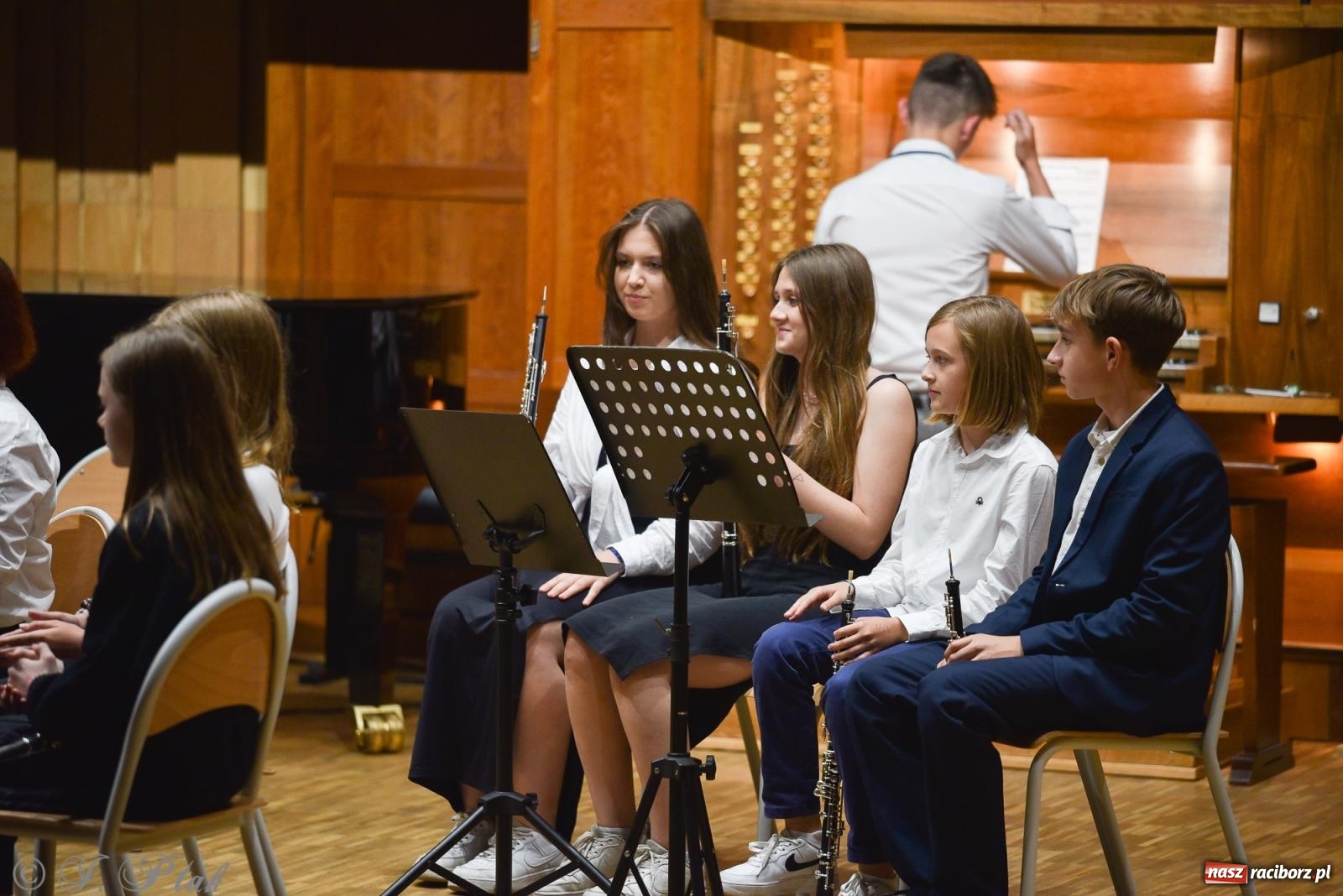 Zdjęcie w galerii na portalu naszraciborz.pl: Koncert Letni w raciborskiej szkole muzycznej wiadomości z regionu