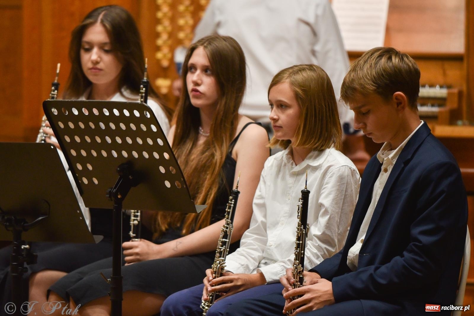 Zdjęcie w galerii na portalu naszraciborz.pl: Koncert Letni w raciborskiej szkole muzycznej wiadomości z regionu