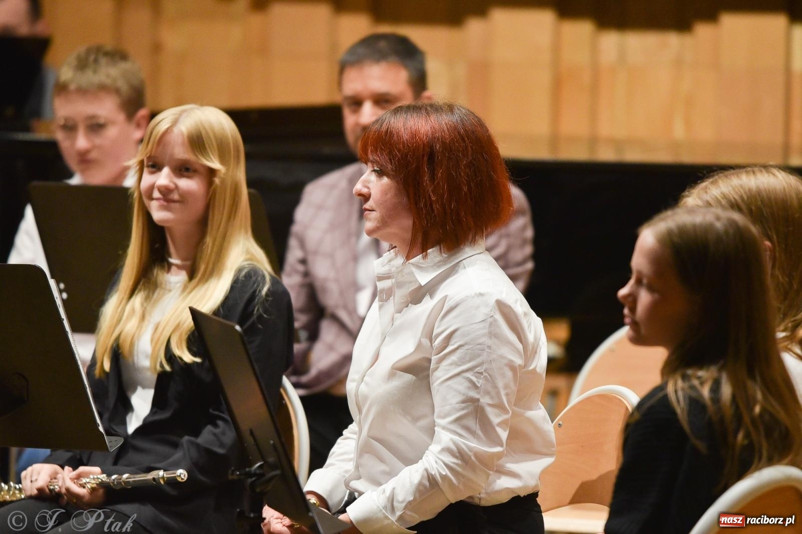 Zdjęcie w galerii na portalu naszraciborz.pl: Koncert Letni w raciborskiej szkole muzycznej wiadomości z regionu